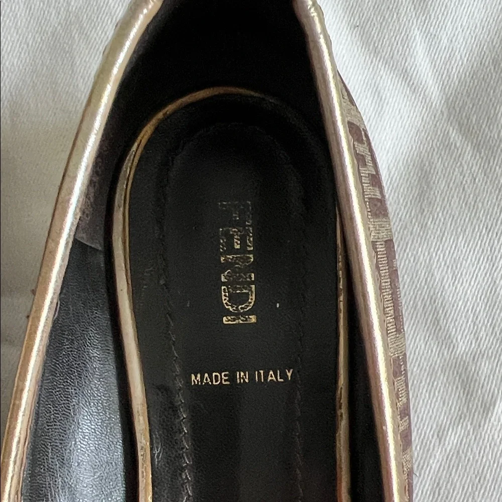 Fendi Brown Monogram Pointed-Toe Flats with Gold Bow Trim - Picture 2 of 7